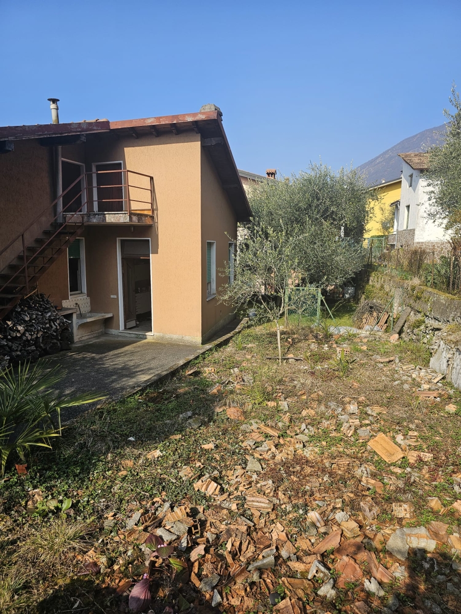 Villa o Villetta - Sale Marasino